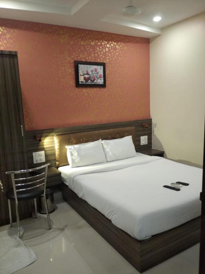 Hotel Orange International-Santacruz Bombay Esterno foto